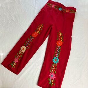 Mexican Handcrafted Floral Embroidered Cropped Pants Small